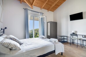1 bedroom, WiFi, bed sheets - Fairytale Apartment with Sea View, Wi-Fi, and Air Conditioning (Lefkada)