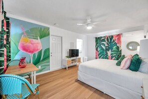 2 chambres, bureau, fer et planche à repasser, Wi-Fi gratuit