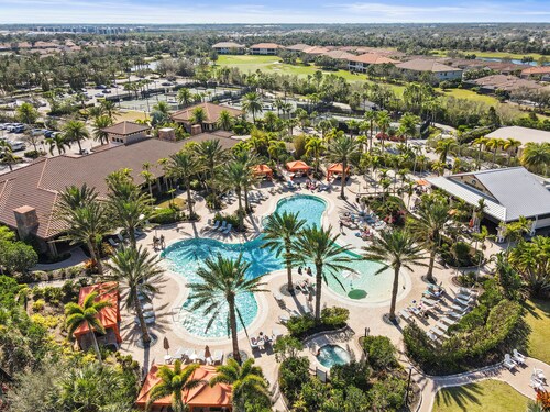 Golf Country Club Resort Lifestyle. Lakewood Ranch 1st Floor, 2Bed