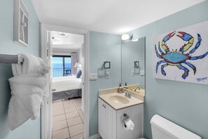 Hair dryer, towels - 🌞 Sundunes 163 | Stunning Gulf Views + Pool + Easy Beach Access (Navarre)