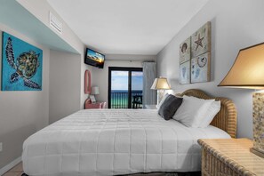 2 bedrooms, iron/ironing board, WiFi, bed sheets - 🌞 Sundunes 163 | Stunning Gulf Views + Pool + Easy Beach Access (Navarre)