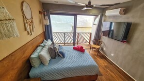 2 chambres, fer et planche à repasser, Wi-Fi gratuit, draps fournis
