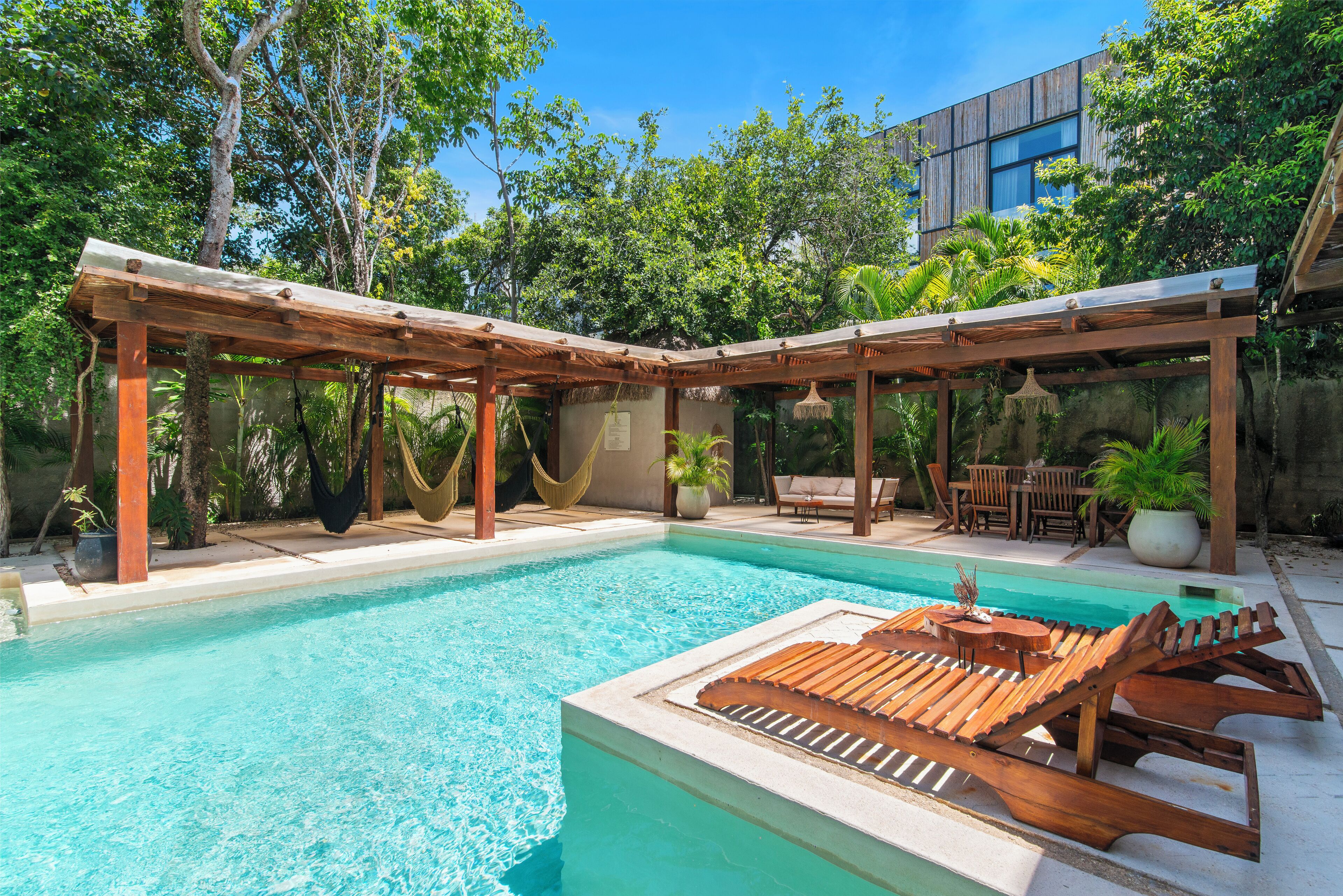 Outdoor pool, a heated pool