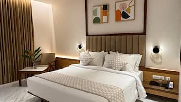 Deluxe Double Room, City View
