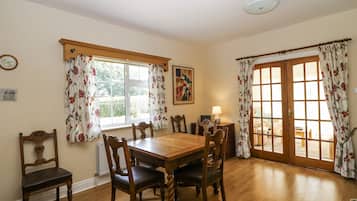 تناول الطعام