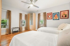 3 habitaciones, tabla de planchar con plancha y wifi gratis 