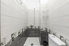 House, Smoking | 3 bedrooms - Hometown Apartment 2 Spacious 3BR (Lazarat)