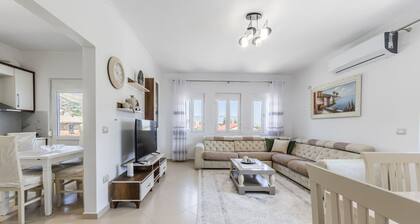 Hometown Apartment 2