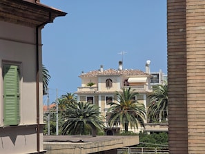 View from property - Palazzo Galileo, your seaside home, refined and welcoming like your home (San Benedetto del Tronto)