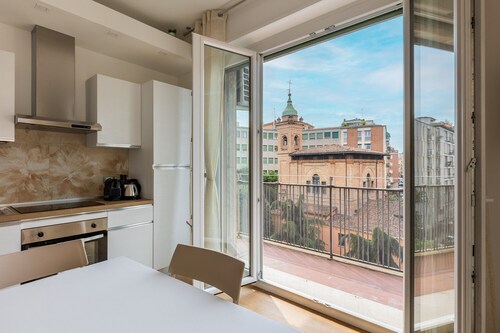 Bologna city center view by Wonderful Italy