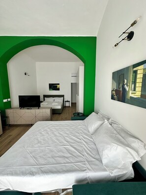 Deluxe-Studio, 1 Doppelbett und Schlafsofa, eigenes Bad | Wohnbereich