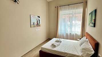 Appartamento Deluxe, 1 letto matrimoniale con divano letto, bagno privato | Wi-Fi gratuito