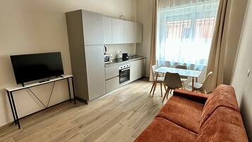 ๋๋ญ์ค ์ํํธ, ๋๋ธ์นจ๋ 1๊ฐ ๋ฐ ์ํ๋ฒ ๋, ์ ์ฉ ์์ค | ๊ฑฐ์ค ๊ณต๊ฐ