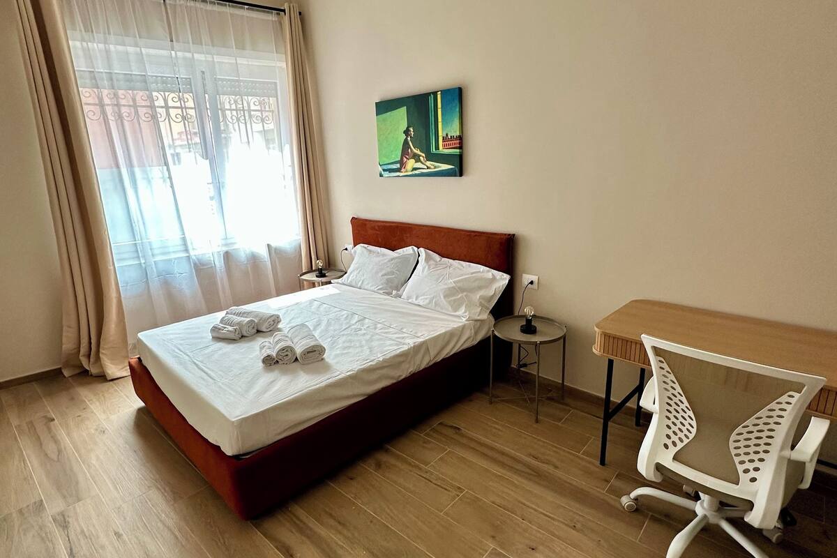 Deluxe Apartment, 1 Double Bed with Sofa bed, Private Bathroom