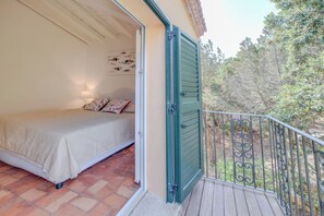 1 bedroom, iron/ironing board, bed sheets - Amazing Porto Rotondo (Porto Rotondo)