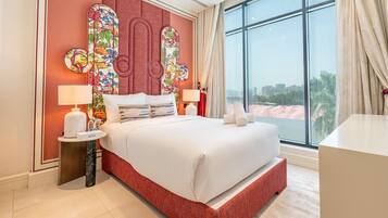 5 bedrooms, in-room safe, iron/ironing board, WiFi (free)