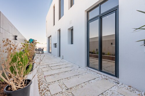 4BR Plus Maids Villa with Private Pool, Near Clubhouse by Deluxe Holiday Homes