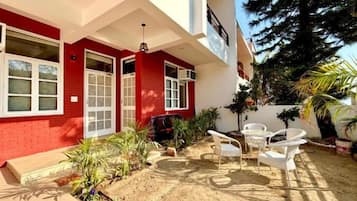 Deluxe Room, Balcony, Mountain View | Terrace/patio