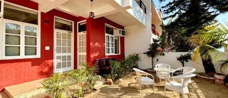 Habitación Deluxe, balcón, vista a la montaña | Terraza o patio