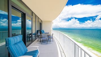 Condo, 3 Bedrooms | Terrace/patio