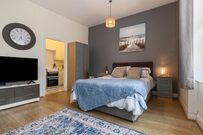 1 bedroom, iron/ironing board, free WiFi, bed sheets