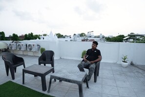 Terrace/patio - Peaceful 1BHK Near Taj | Kitchen + Breakfast (Lucknow)