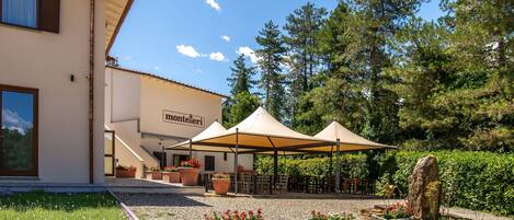 숙박 시설 정면