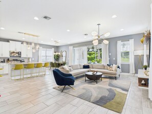 TV connectée, jeux vidéo, baby-foot