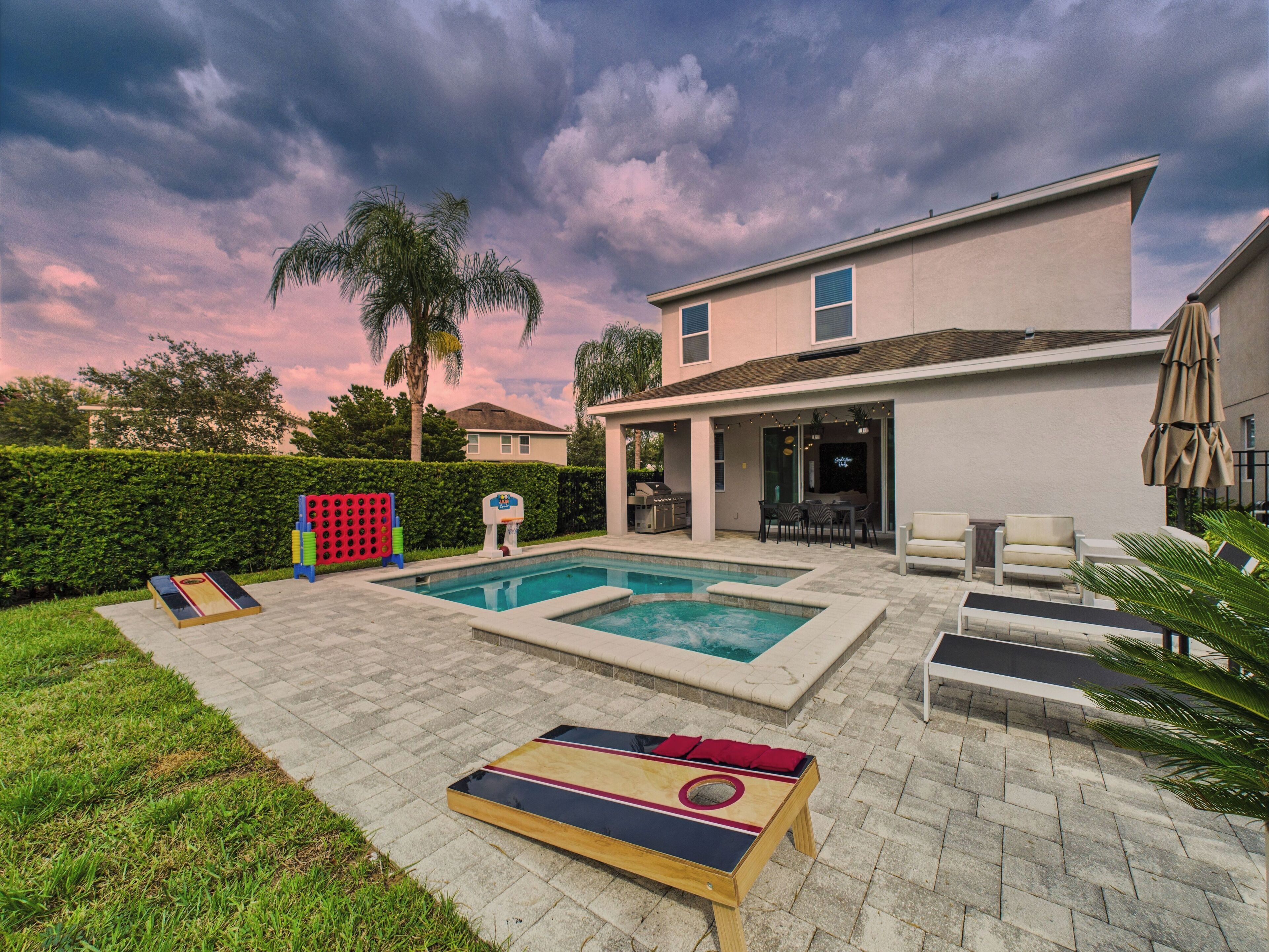 Outdoor pool, a heated pool