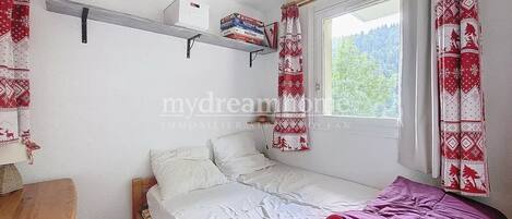 1 chambre, fer et planche Ă repasser, accĂšs Internet, draps fournis