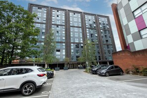 Exterior - Insignia Aparment (Manchester)