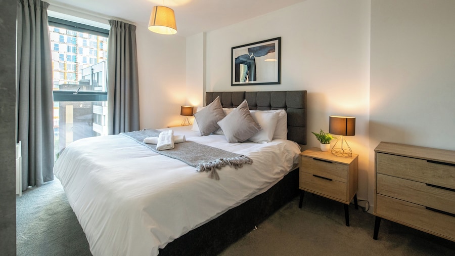 Insignia Aparment