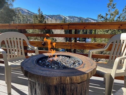 Yosemite Pines Cabin - Sleeps 6