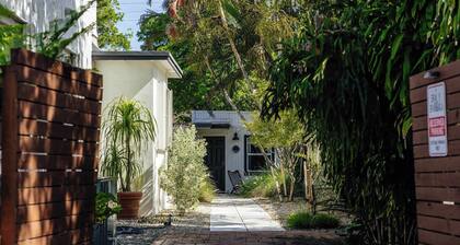 Spanish Tiny Home – Near Beach, Las Olas & Airport