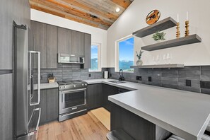Fridge, microwave, oven, stovetop - Mountain Retreat Cabin w/ Hot Tub & Stunning Views (Eden)
