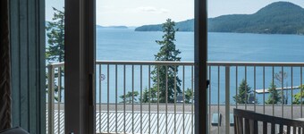 Adventure Awaits—Secluded Orcas Island Stay | Hillside 1950
