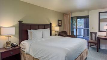 1 bedroom, desk, iron/ironing board, internet