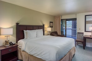 1 bedroom, desk, iron/ironing board, internet