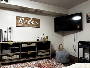 Interior -  Private 2 BR Lower-Level Retreat Woods & Wildlife, within 10 min of Wis Dells (Wisconsin Dells)