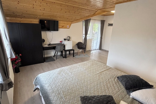 Deluxe Double room with King size bed, Garden View (1) | Zimmersafe, Verdunkelungsvorhänge, schallisolierte Zimmer
