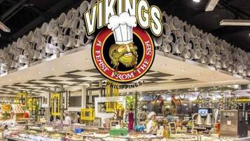 Condo, 1 Bedroom, Accessible | Dining