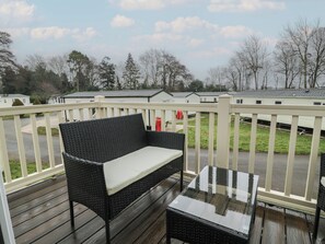 Property grounds - Woodlands Platinum (Ruthin)