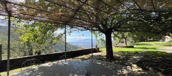 Residential church in a villa with pool and panoramic views in Tuscany