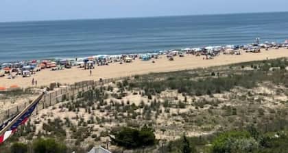 2 BR 2 BA Ocean Front Condo with side view of Ocean Pool, Elevator, Tennis