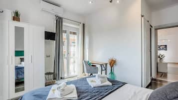 2 habitaciones, tabla de planchar con plancha, wifi y ropa de cama