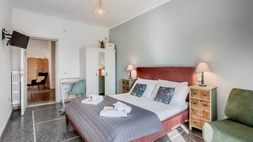 2 Schlafzimmer, BĂŒgeleisen/BĂŒgelbrett, WLAN, BettwĂ€sche