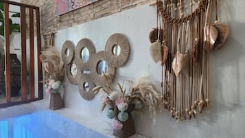 Villa, 3 Bedrooms, Smoking, Private Pool | Interior