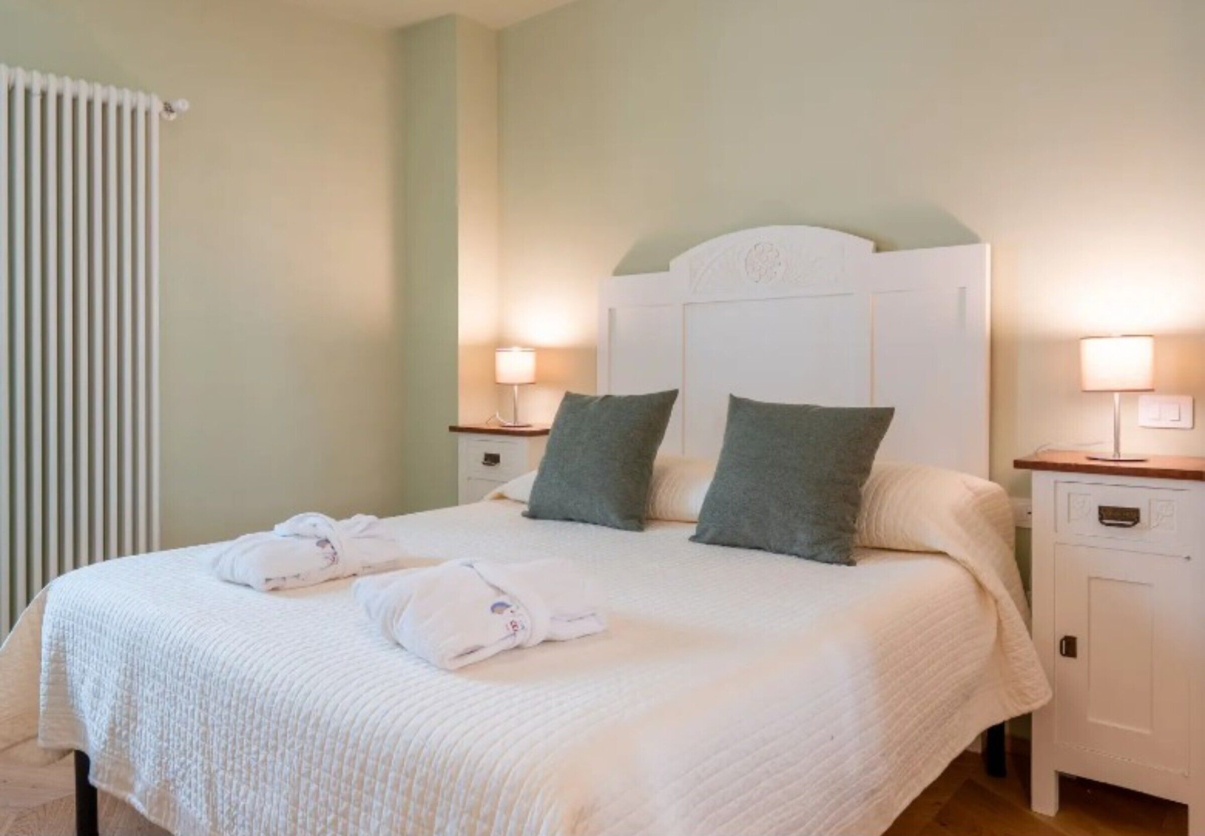 1 soverom, strykejern/-brett, wi-fi og sengetøy