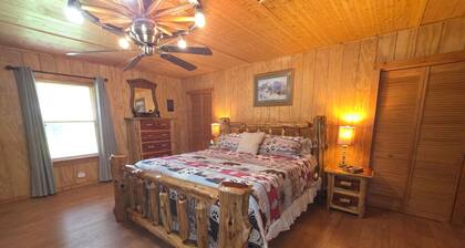 Charming 4-bedroom Country Home near Canton, TX