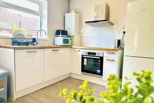 Free parking By Bexleyheath Stn | 30Mins to center